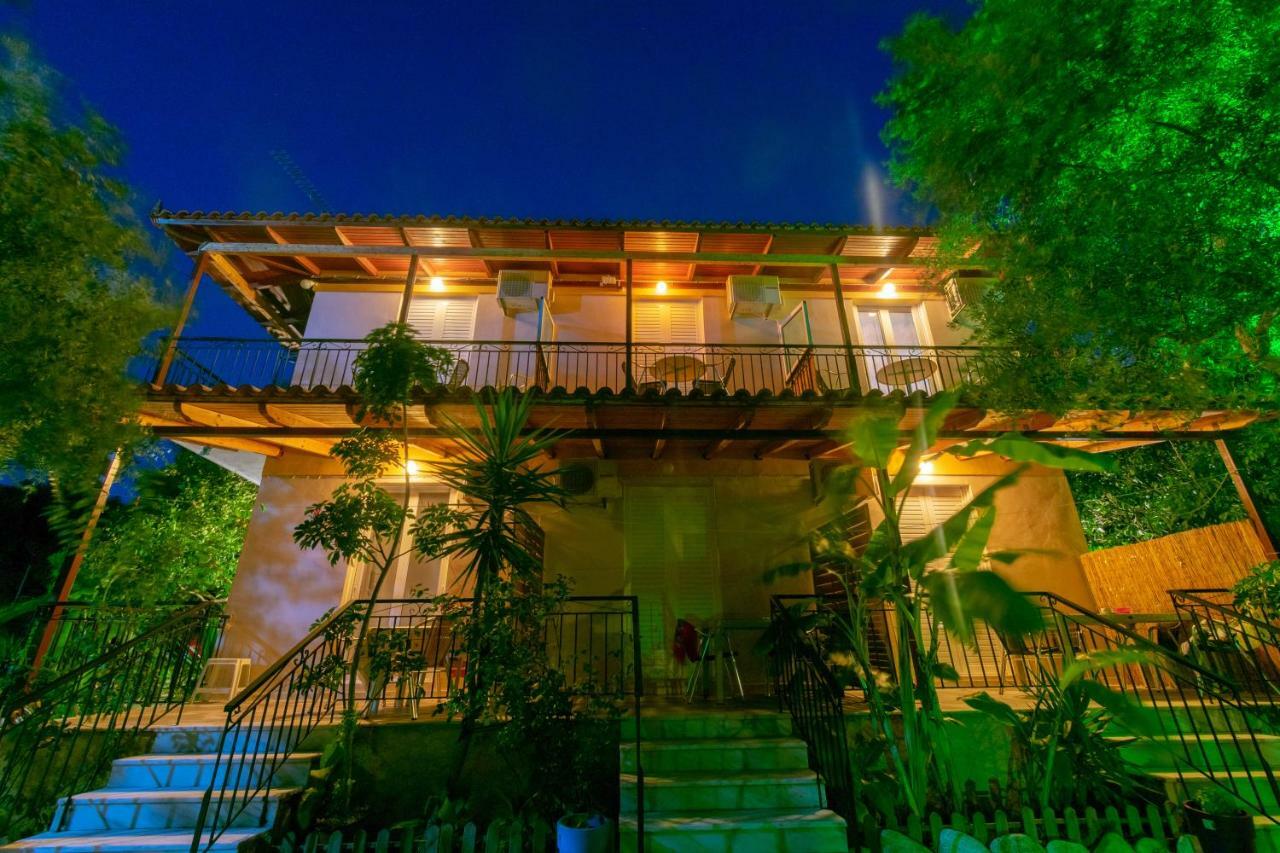 Studios Anna Keri Exterior photo